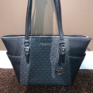 Michael kors tote bag